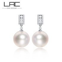 LAC High Jewelry 18K Golden Ao White Pearl Ear