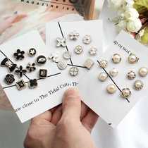 South Korea cute anti-walking light button Mini brooch creativity 100 lap neckline pin fixed clothes button pin 30 dress