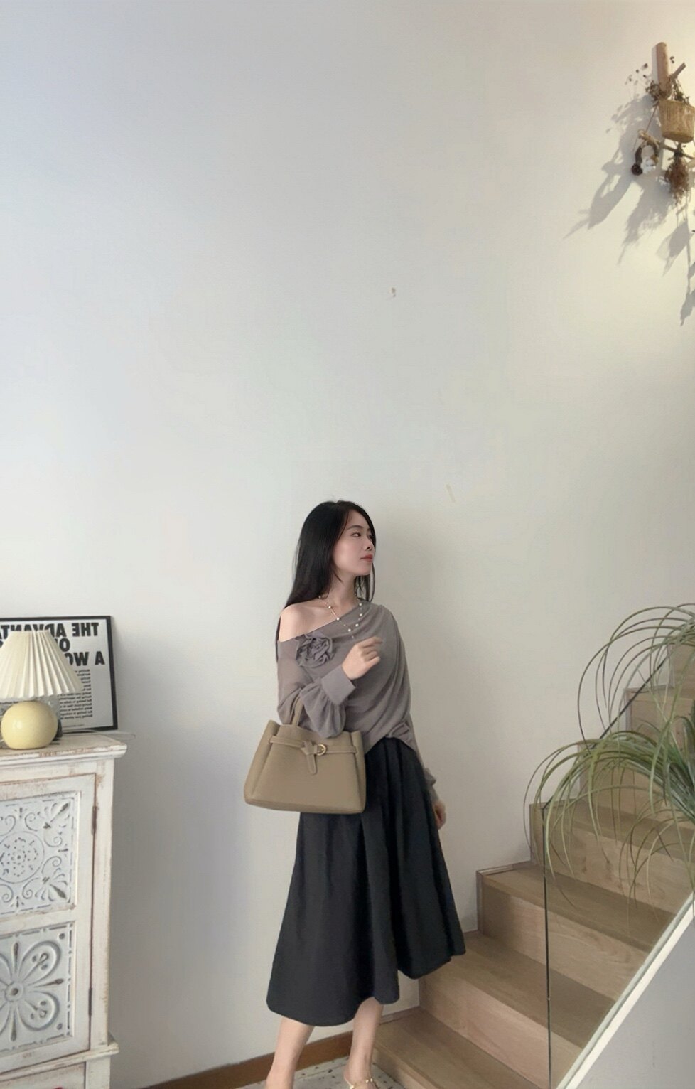 百丽质感真皮大容量托特包 牛皮材质高级耐磨 大容量装下电脑文件