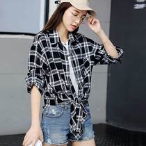 2019 autumn new Korean version of loose retro striped plaid shirt women's long long sleeve student shirt outside