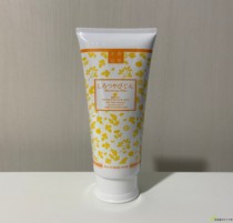 Spot Japanese herbal painting roll white muscle volcanic mud cleansing Japanese facial cleanser deep cleaning