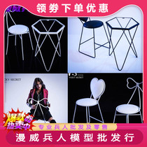 VStoys scene Series 1 6 soldiers doll with trend table and chair metal material silicone cushion spot
