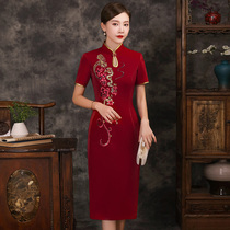 High-end cheongsam wedding banquet young happy mother dress national style wedding wedding Noble foreign mother-in-law banquet dress autumn