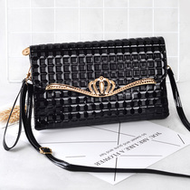 Bright leather large capacity double layer single shoulder crossbody hand grab womens bag fashion tide change key mobile phone wrist bag