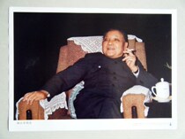 Deng Xiaoping portrait photos Hall seated reform and opening to the outside world chief architect of the old version of the that accompanies the 97 years edition