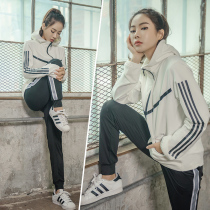 Sports suit womens jacket 2021 new spring and summer net red temperament fashion casual clothes yoga fitness running suit