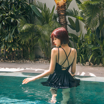 2018 womens swimsuit one-piece hot spring swimming resort belly waist waist small fragrant wind small chest gathering beauty back swimsuit