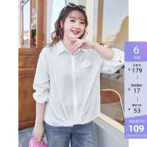 MSShe big code womens clothing 2022 new spring clothing small crowdsourced V collar collection pleat jacket career trendy man cotton short shirt