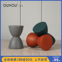 Nordic low stool Modern simple small stool Household creative plastic stool Shoe stool Entrance stool Simple shoe stool