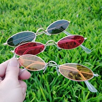Super small glasses ins sunglasses female Korean version of trendy men Net Red personality shake sound super fire sun glasses photo decoration