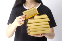 Eight-door insect club gold brick DIY gift box 6 into the new year wedding celebration red bag New Year