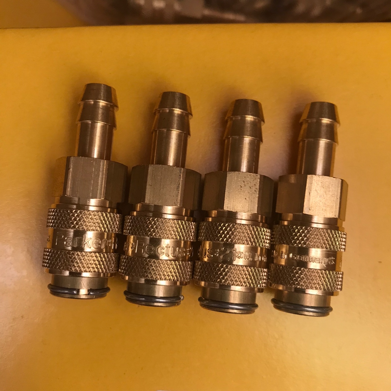 Rectus Parker Parker21 Fast Connector Made in Germany Brass 8 mm Pagoda Spot