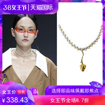 JLInNs new spot coker 100 hitch a light extravaganza a minimalist collarbone chain sweater and a small crowdstar co-star