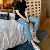 2022 Fall new pregnant woman Holes Jeans Thin Autumn Dress Exterior Wearing Loose Fashion 90% Small Leggings Pants Underpants