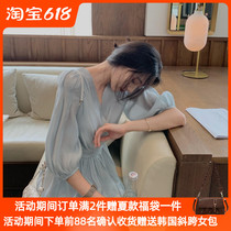 Fa-style first love sweet and beautiful dress woman 2021 Summer New temperament Gentle Wind slim waist V Led Snowspun Princess Dress