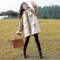 Girls autumn coat 2022 new western style fashionable medium and large childrens lamb velvet girl plus velvet thick autumn and winter clothes