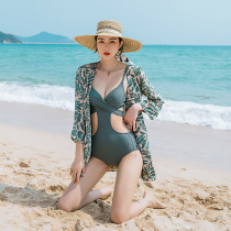 Hot spring swimsuit female one-piece sexy fairy fan blouse print vintage thin Belly Belly steel support gather 2021 New