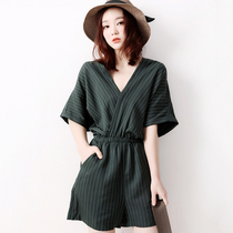 Japanese womens summer new white fashionable retro green vertical grain elastic waist cross collar jumpsuit