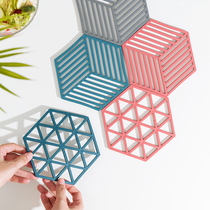 Nordic table mat Dining Mat Rack Heat Insulation Mat Pan Cushion Silicone Anti-Burn Bowl Dish Mat Home High Temperature Resistant Heat Resistant