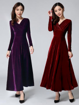 Wear Spring and Autumn Winter plus size womens velvet long sleeve Medium-length dress plus size slim dress