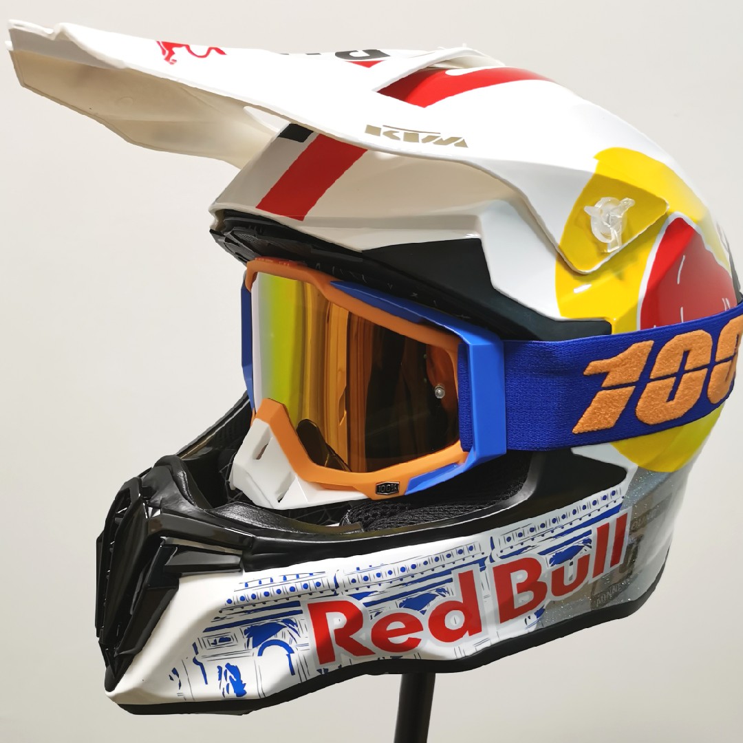 Cross-country safety helmet Locomotive Safety Helmet male and female Four-season Climbing Bike Full-Style Motocross Bike DH Speed Reduction Safety Helmet