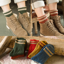 Korean version of Tiantian tube socks Winter Academy style retro Joker two bars thickened warm pile
