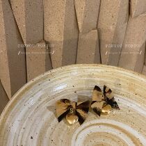 Autumn Winter BAO WEN Butterfly junction gold earbuds Loving Metal Sensation SOUTH KOREA TEMPERAMENT NET RED EARRINGS WITHOUT EARBUDS