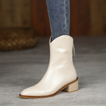 Short boot female winter plus suede 2022 new pointed square heel heel spring autumn single boot coarse heel Martin boot rice white midcylinder boot