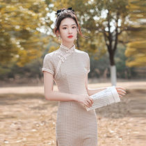 Plaid cheongsam dress 2021 new young model Short bone bone erosion daily wear Girl improved version female summer