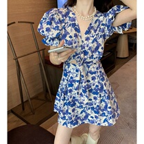 Sexy V Collar Crushed Flowers Dress Dress Womens Summer Niche Comeback Style Short Skirt 2021 New Style Cashew Skirt