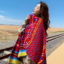 Wind Shield Warm National Wind Cape Hood Outside a female cape Qinghai Tibet Travel photo The Beatle jacket is thick and heavy