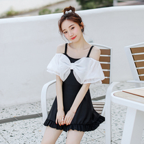 Swimsuit womens summer 2021 new one-piece conservative student girl Japanese small chest sexy belly thin hot spring swimsuit