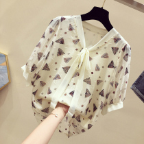 South Korea V Collar Snowspinning Shirt Woman Short Sleeve Summer New Korean Version 100 Hitch Loose Foreign Pistachio Super Fairy-Sweet Fashion Blouse