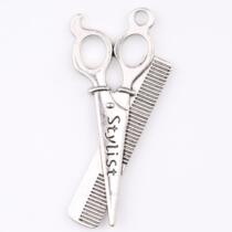 Personality creative retro scissors comb pendant diy Handmade ancient silver small scissors alloy pendant jewelry accessories