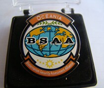 Resident Evil 5 game peripheral BSAA badge Metal badge with chapter Identification chapter with gift box