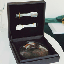 (Shell spoon gift box does not contain caviar)Kaluga Caviar New Year gift with shell spoon gift box