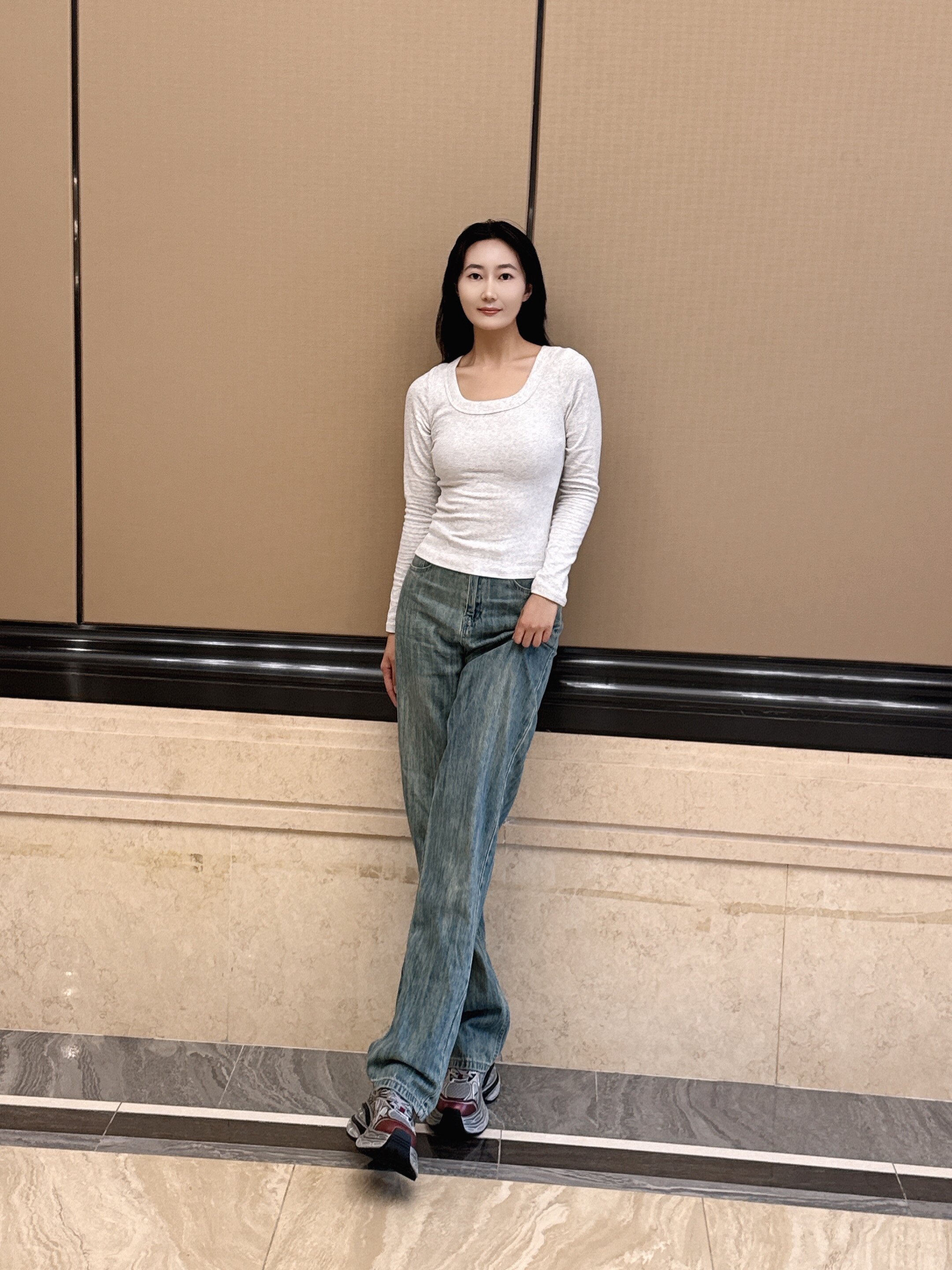 迪丽热巴同款骆驼银月老爹鞋 厚底增高拉长比例 银色系未来感十足