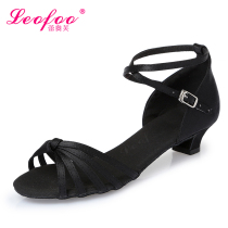 Children Latin dance shoes female underfoot soft bottom low heel dance shoes square dance Modendance Dance shoes L12