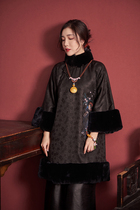 Ho Jin Yijias new limited full truth silk fragrant cloud yarn plus cotton reworked hand painted female robe