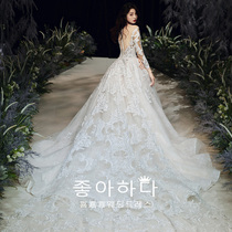 Main wedding dress 2021 new bride retro small man 2020 French light court style temperament lace trailing dress