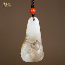 (Zhuoyu Museum)Rich and prosperous Xinjiang Hetian jade seed material First-class white sprinkled Gympie dog pendant Li Zhuoyu Sculpture