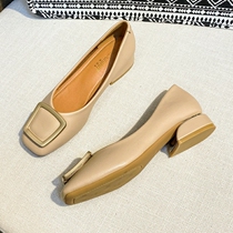 Coarse heel single shoe female square head 2021 spring and summer new retro 100 hitch genuine leather big code ladylike shoe with grandma shoes in shallow mouth