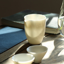 Shang Fang DeHua White Porcelain Gong Dao Gong Dao Cup tea division tea cup kung fu tea set tea ceremony accessories