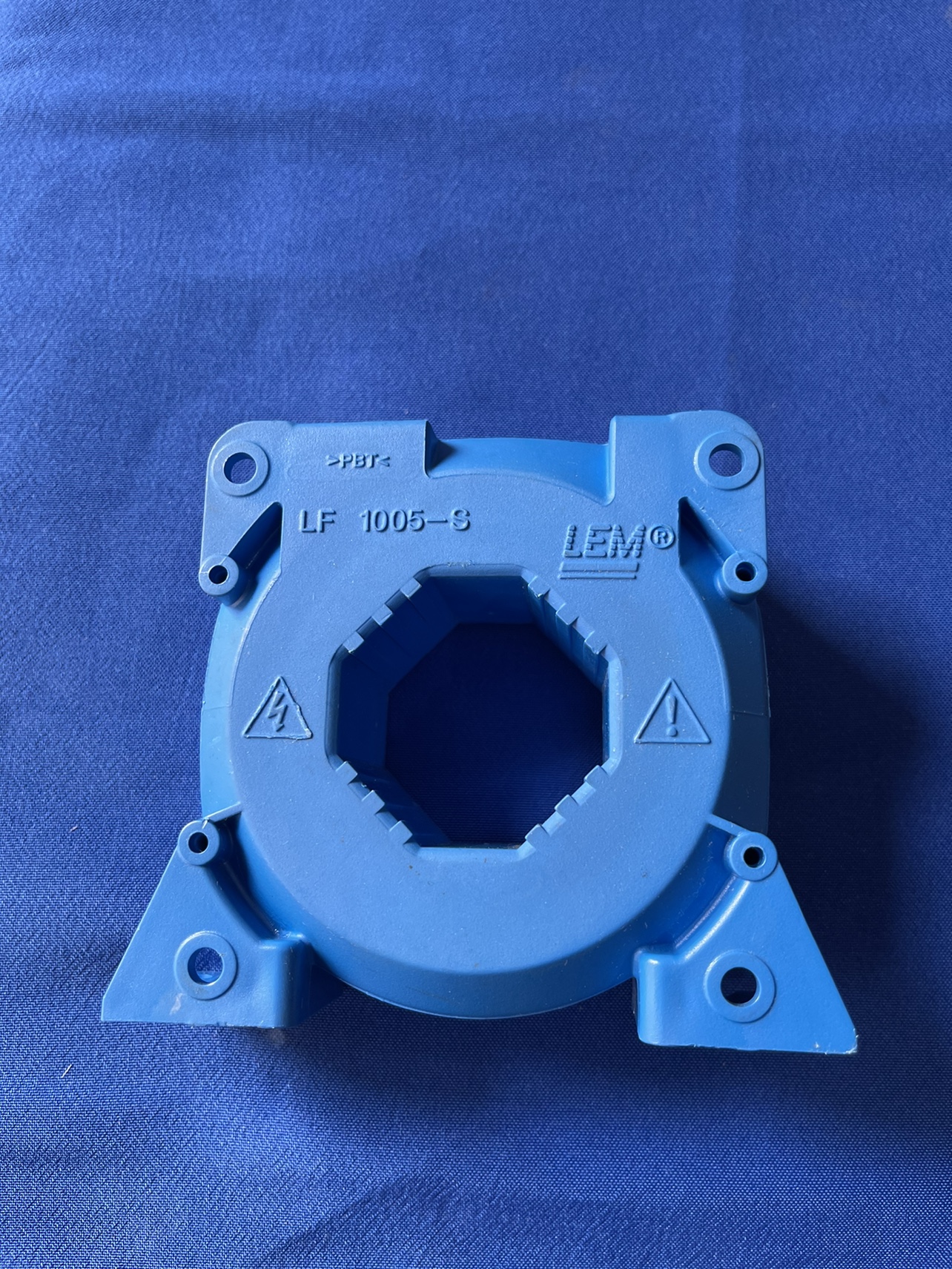 LF1005-S SP16 current transformer Hall sensor ABB800 series frequency conversion 250-315-355kw