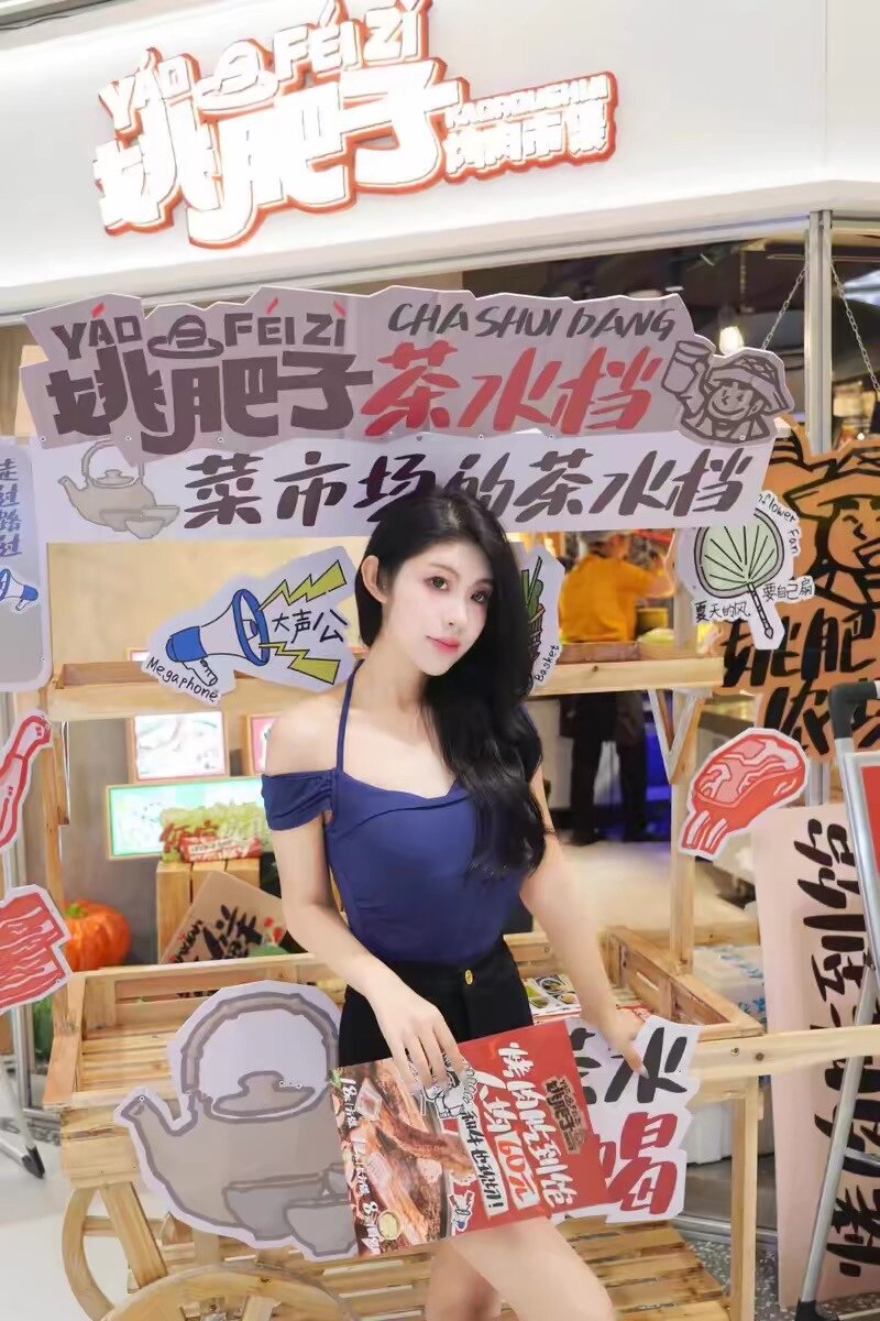 玖绪夏季辣妹挂脖T恤 一字肩露肩设计小露性感 短款紧身勾勒腰线 纯欲风满满