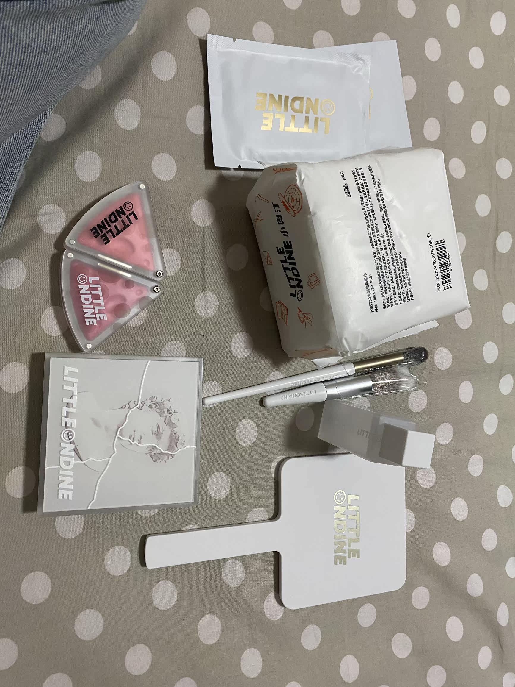 真实测评小奥汀哪国的腮红/胭脂好不好呢？请问怎么样？内行分析实际情况