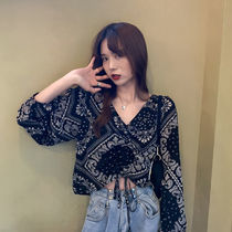 2021 Early spring new Korean version design feeling small comeback ancient cashew flowers v collar long sleeve shirt female short blouse