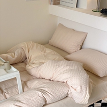 A class of maternal and baby grade Waffg four pieces of cotton cotton bed simple autumn in bed