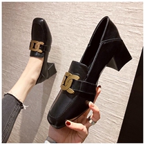 Square head single shoes womens spring and autumn 2021 new all-match medium thick heel small leather shoes British style leather high heel shoes