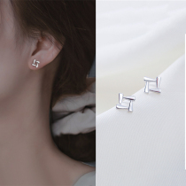 Sterling silver earrings female 2021 new simple temperament cold wind earrings exquisite small high grade feel earrings 20 tide